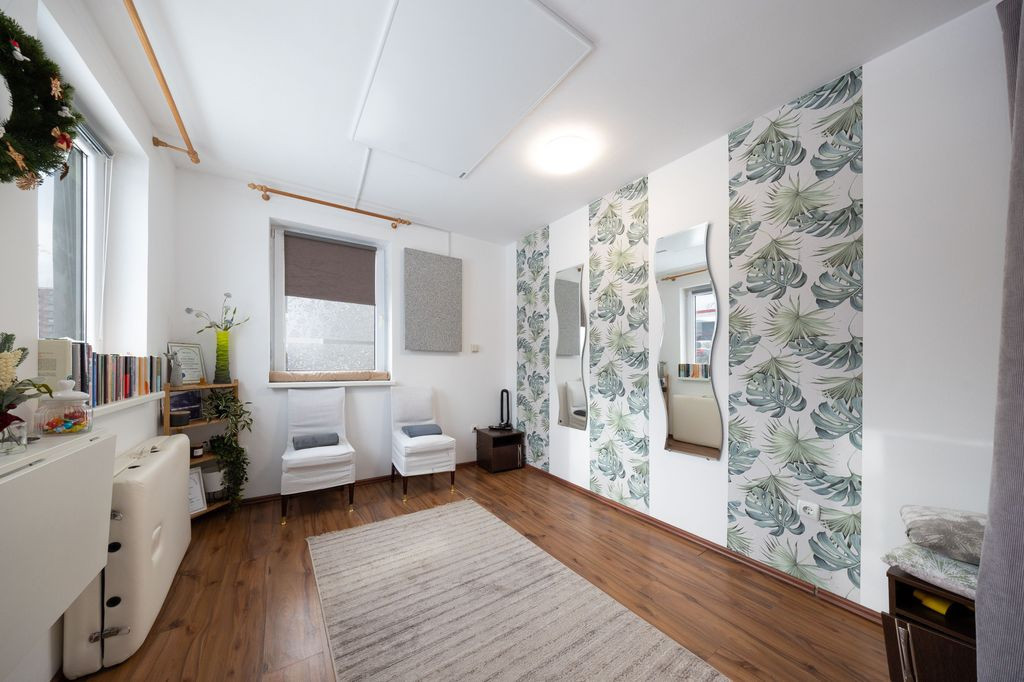 Garsoniera la Etaj Intermediar in Brasov str De Mijloc