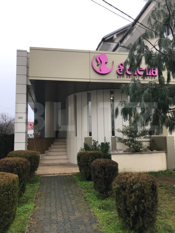 Spatiu comercial / Spa de Vanzare, 290 mp, zona Micro 3 Targ
