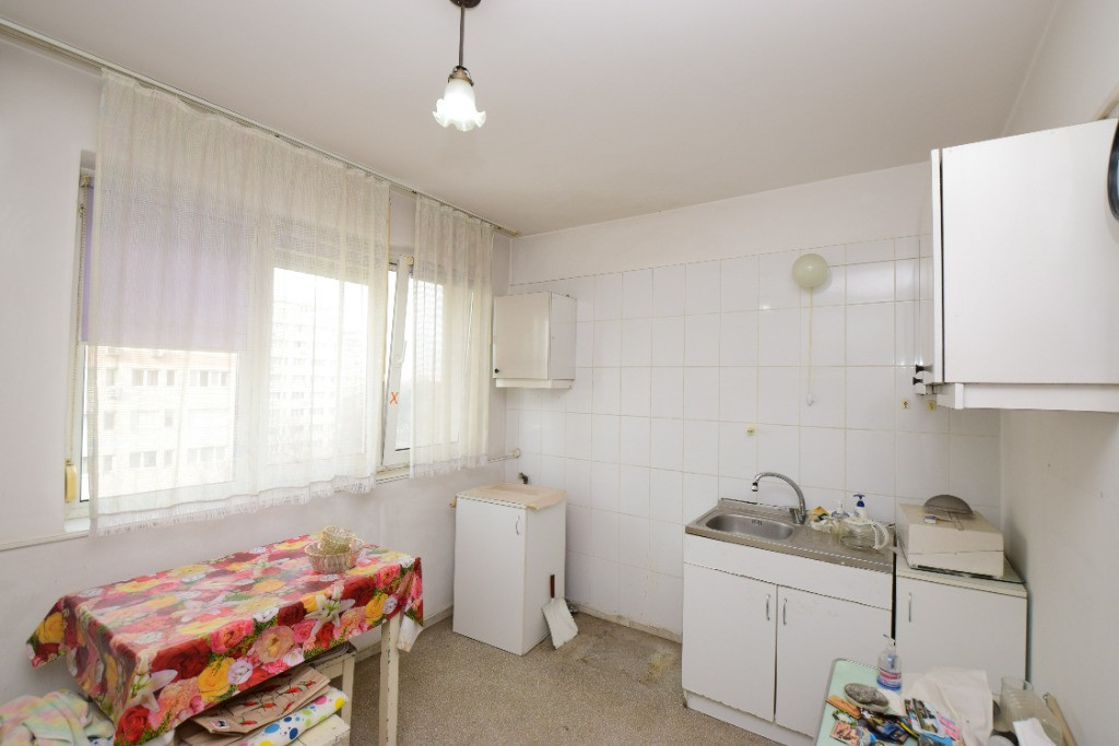 Parc IOR - metrou Nicolae Grigorescu - 72 mp