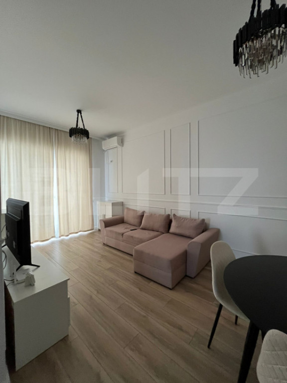 Apartament Modern 2 Camere + Curte 45 mp+ 3 Locuri Parcare ?