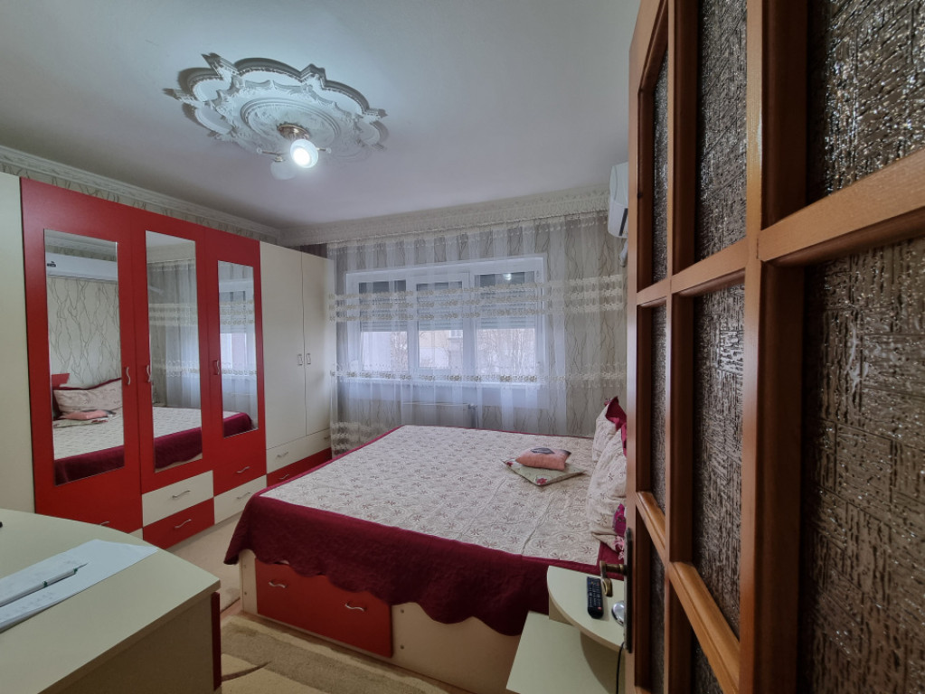 Arena Mall- 22 Decembrie- 2 camere decomandate- prima închi