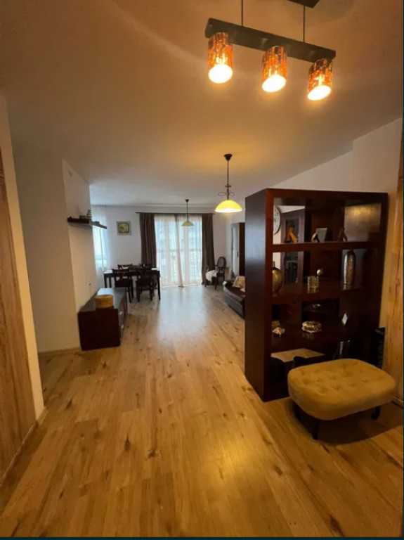 Apartament 3 camere, decomandat - zona Racadau