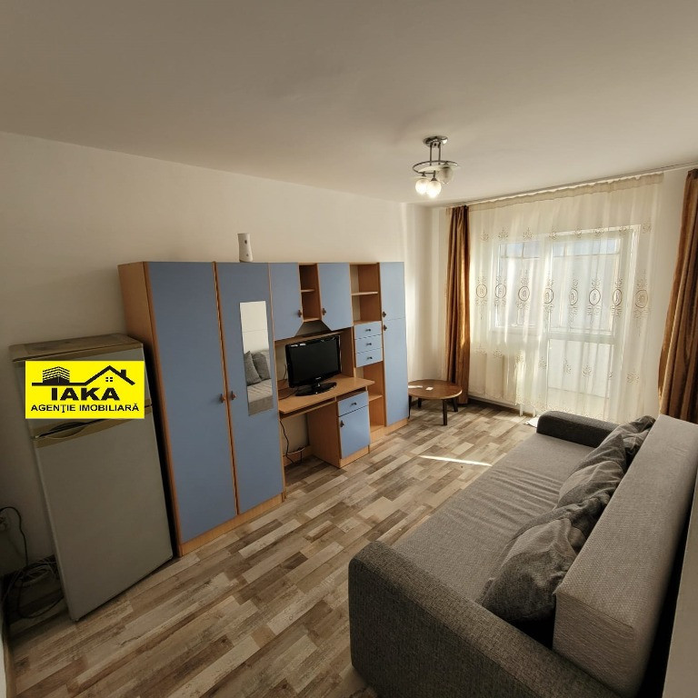 Vlad Tepes, garsoniera, mobilata