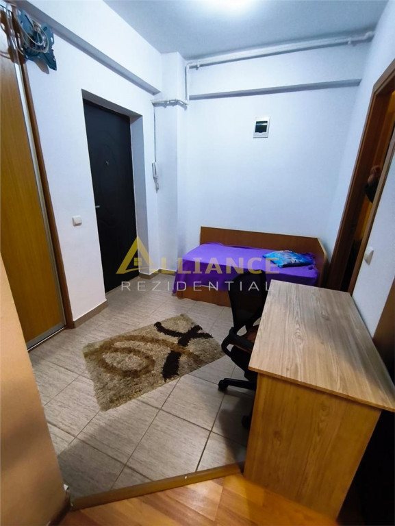 Garsoniera de in bloc reabilitat - Sector 4
