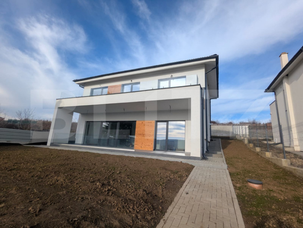 Casa luminoasa cu vedere panoramica 150, mp teren 770 mp, Ch