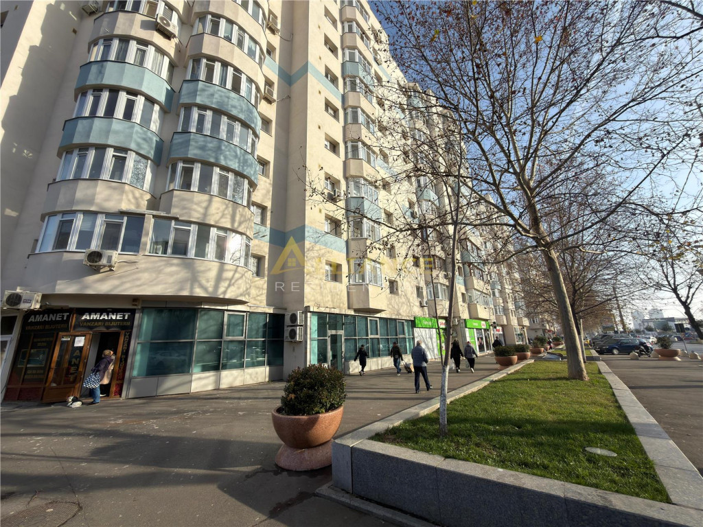 || 5 min. Aparatorii Patriei-Soseaua Berceni || 3 camere dec