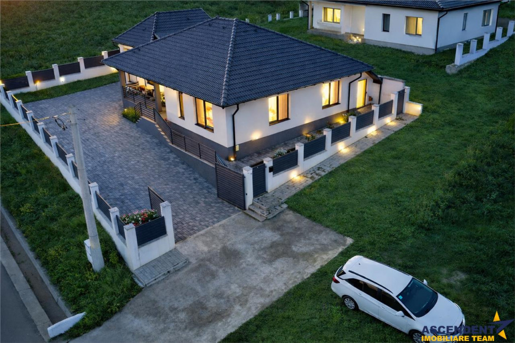 FILM3D! Eleganta si stil:Vila contemporana Sancraiu de Mures