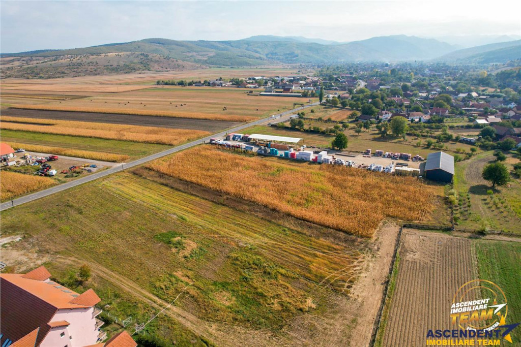 2.460 mp, teren intravilan, acces facil, Ghelinta, Covasna