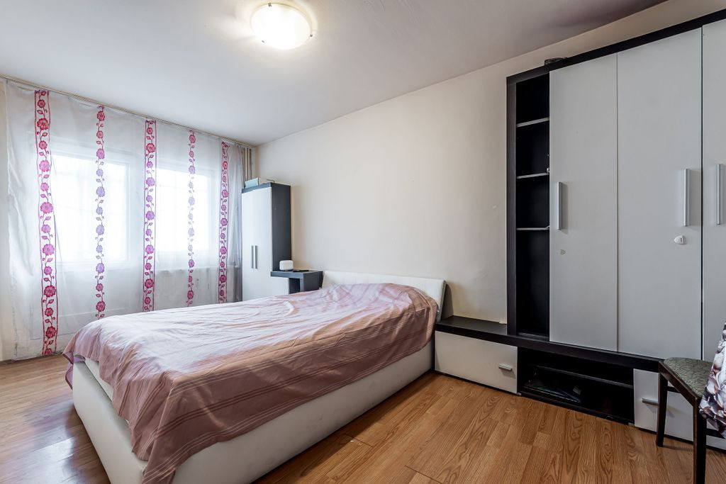 Garsoniera confort 1 la etajul 2 in confectii Comision 0