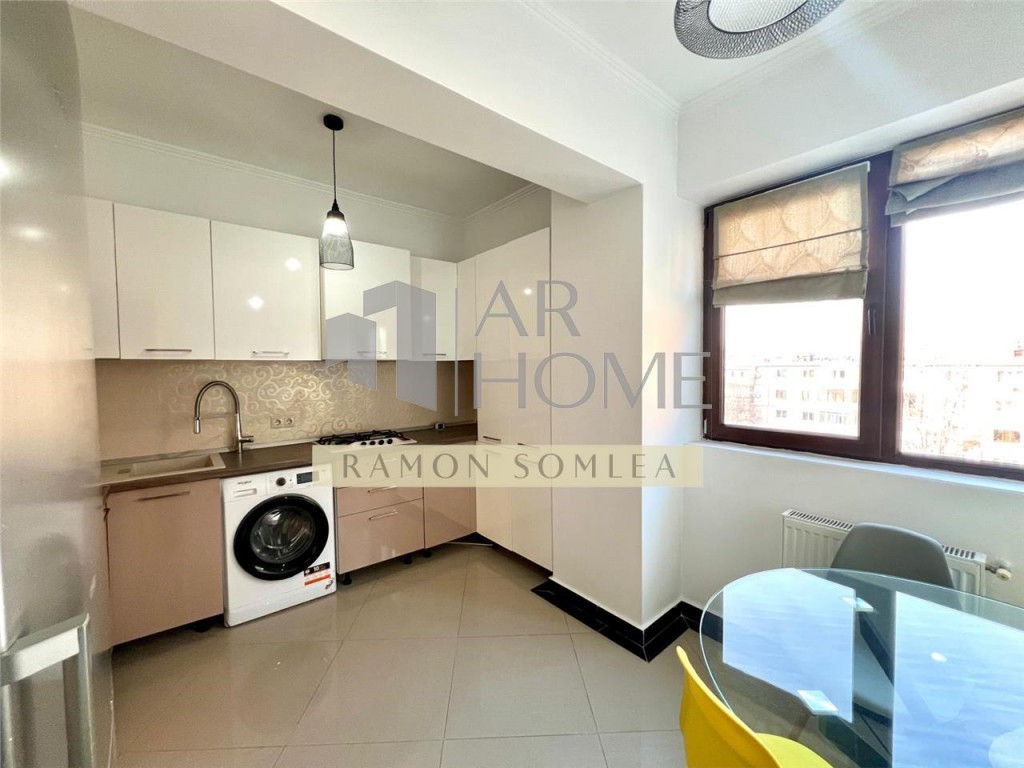 Apartament 3 camere, de lux, 9 Mai, Ploiesti