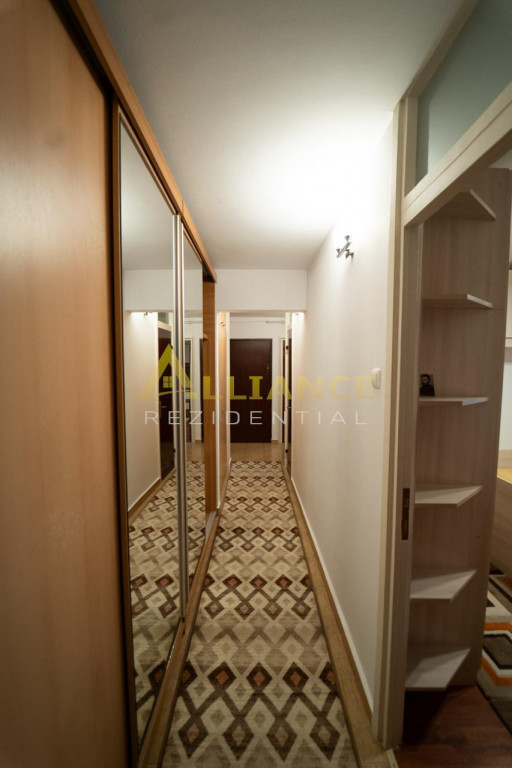 Apartament 3 camere de închiriat Aparatorii Patriei