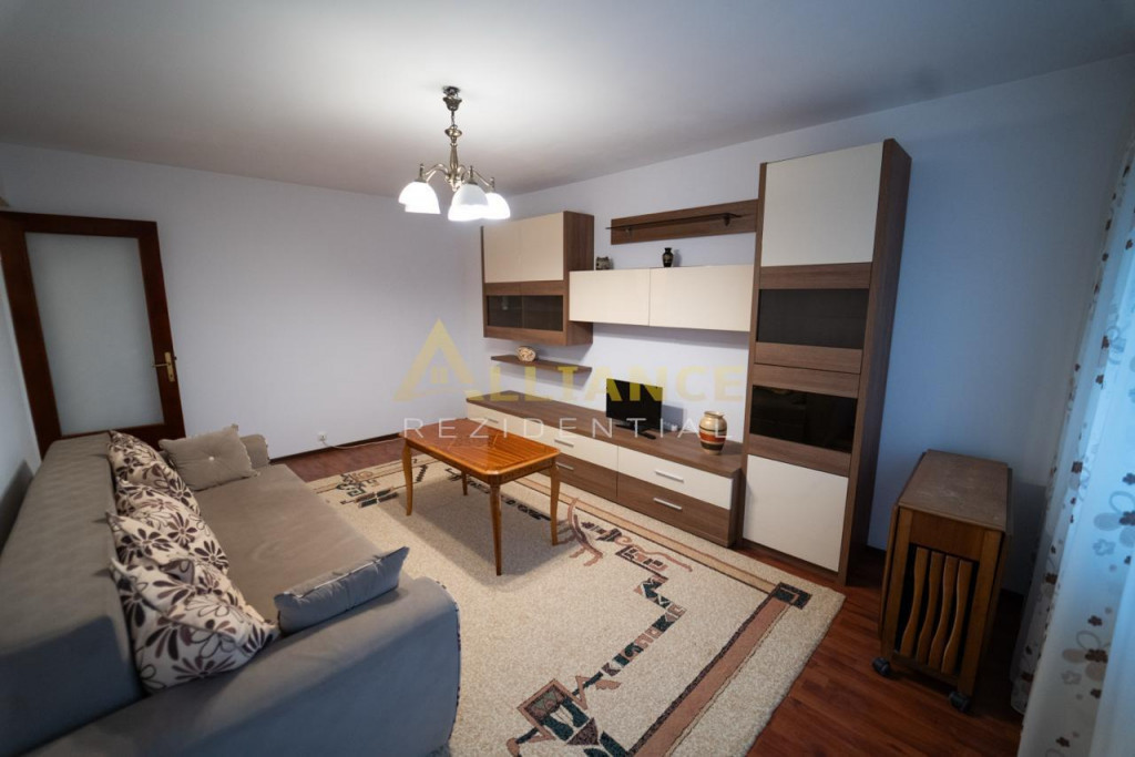 Apartament 3 camere de închiriat Aparatorii Patriei