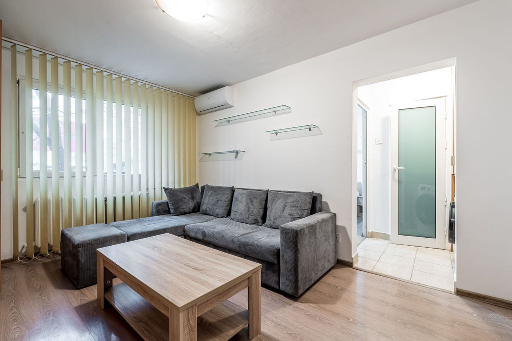 Apartament cu 2 camere, complet mobilat–Arad, zona Vlai...