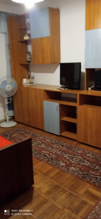 Inchiriez apartament 2 camere decomandat in Deva, zona Enescu