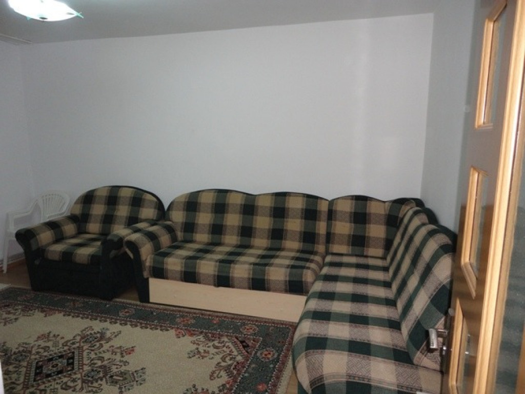 Inchiriez garsoniera în Lacul tei, str. Zambilelor, mobilată