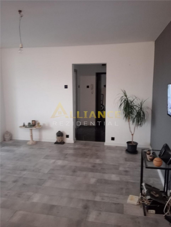 Apartament 3 camere Alexandru Obregia