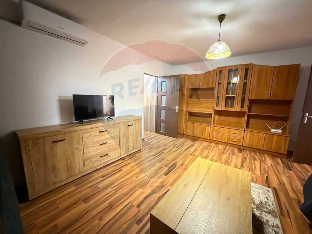 Apartament cu 3 camere de inchiriat- Brazda lui Novac