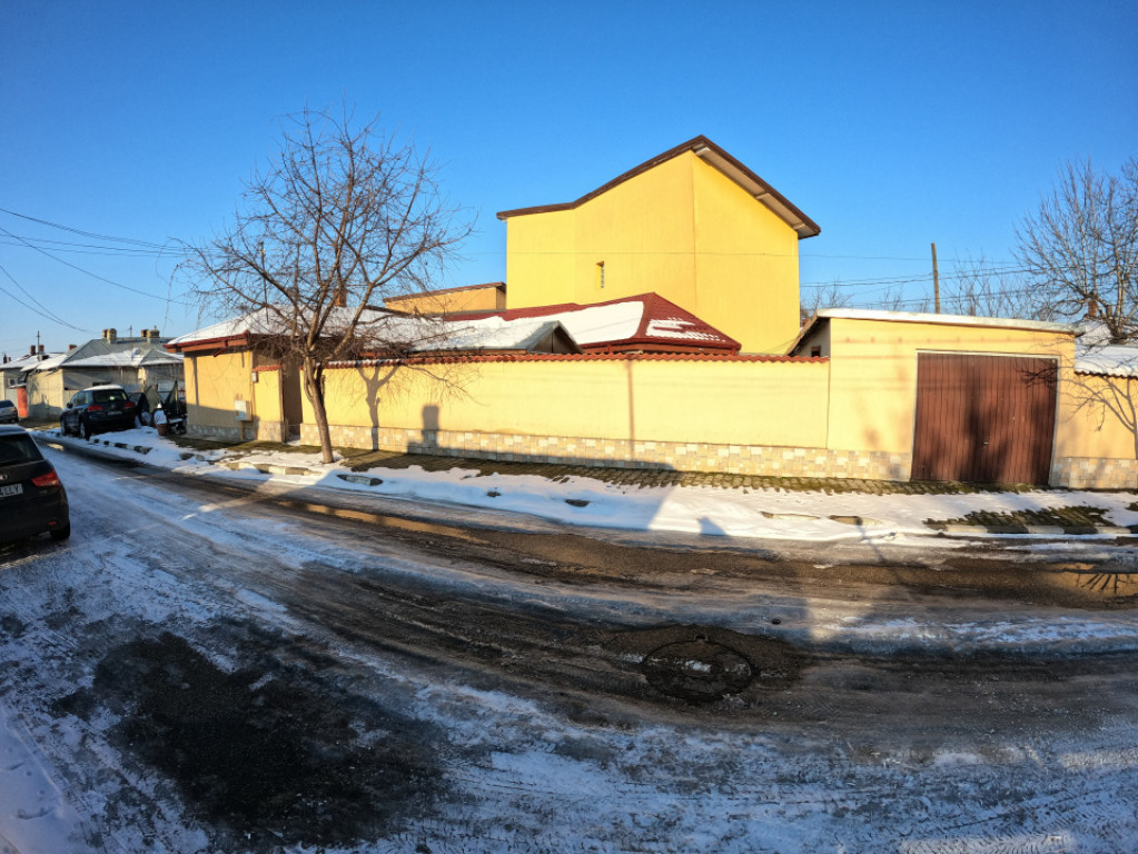 Casă 2020, parter+pod, garaj, magazie, curte 420 mp, Să...