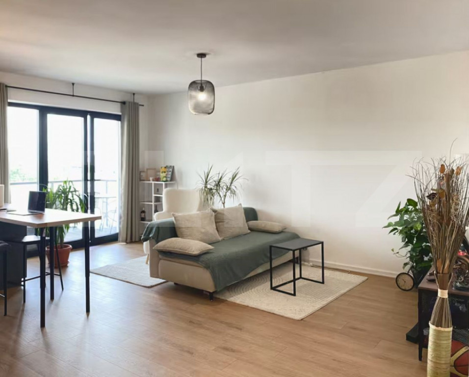 Apartament LUX 2 camere , parcare subteran, zona semi centra