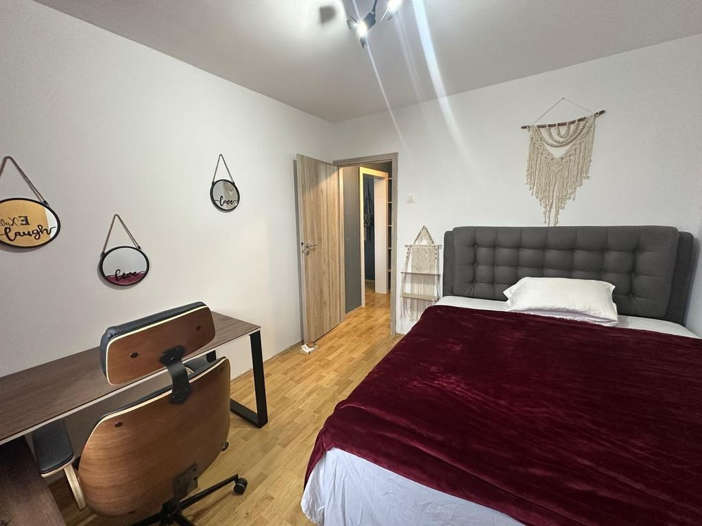 Apartament 3 camere de vanzare - Metrou Nicolae Grigoresc...