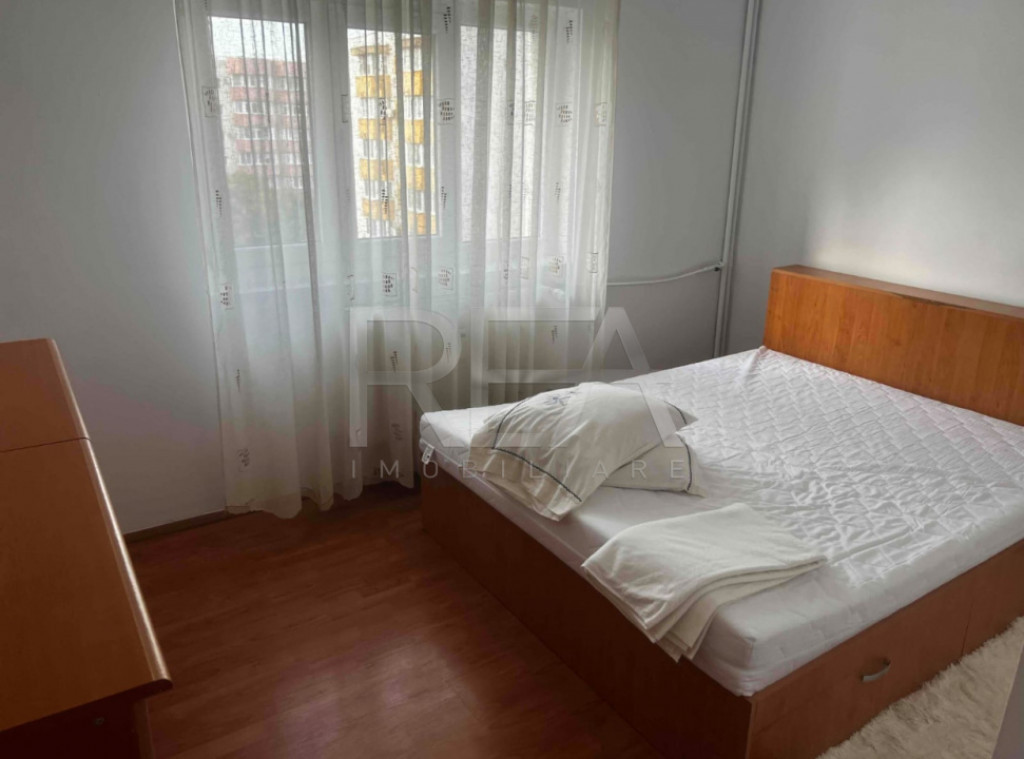 3 camere-decomandat- Parc Sebastian