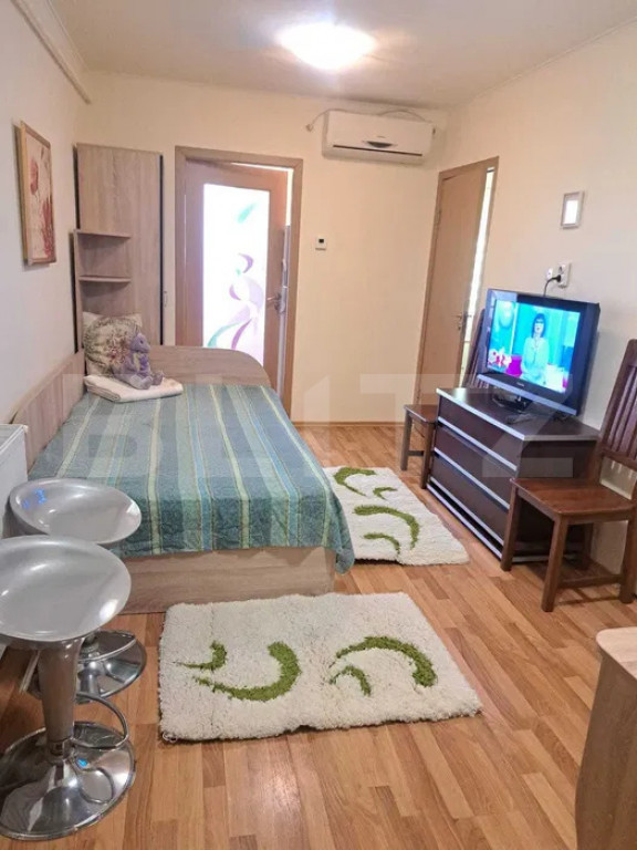 Apartament cu 2 camere si acces la pod, 40mp - Iasi, Nicolin