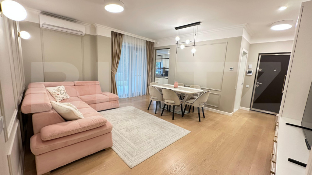Apartament 3 camere, ultrafinisat,75 mp,+gradina 98 mp+parca
