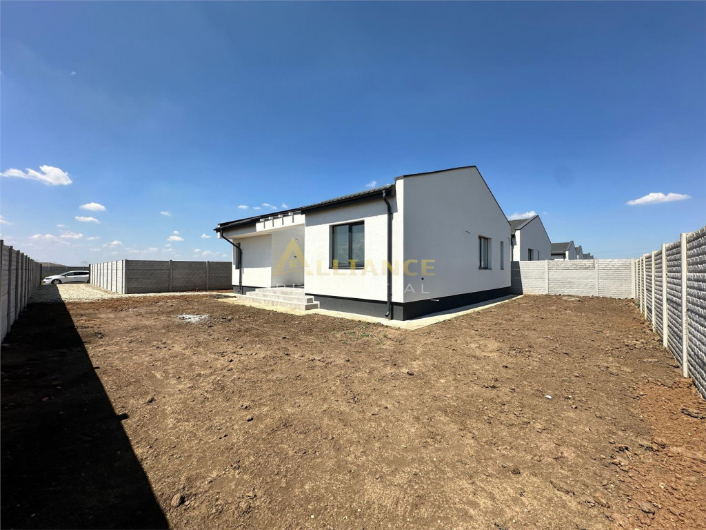 4 camere 2 bai teren 444mp PROMOTIE