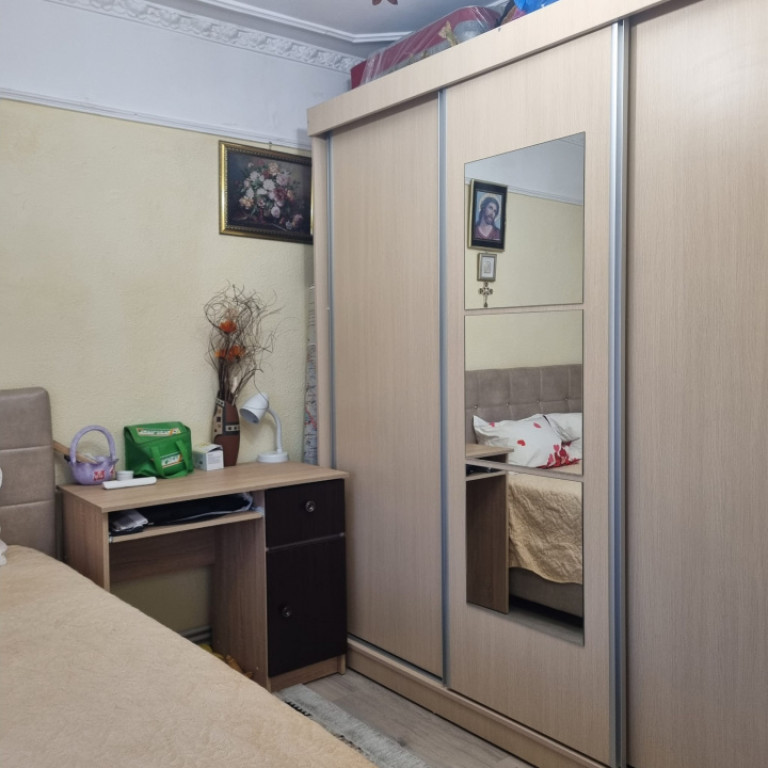 APARTAMENT DE VANZARE CU 3 CAMERE