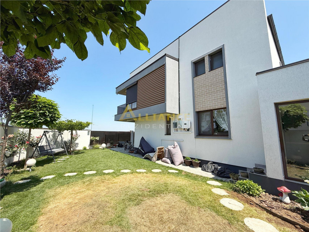 Vila individuala P 1E ||4 camere 3 bai || 350mp teren || 2 m