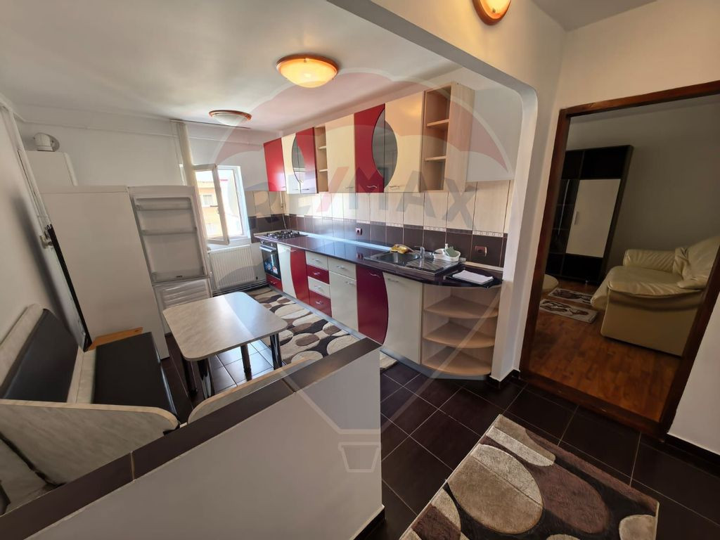 Apartament de închiriat + parcare