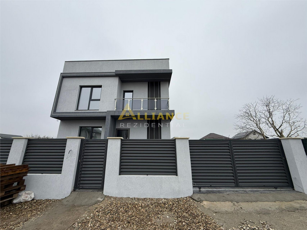 Vila Premium / 5 Camere / 3 Bai / Curte amenajata / Mutare i