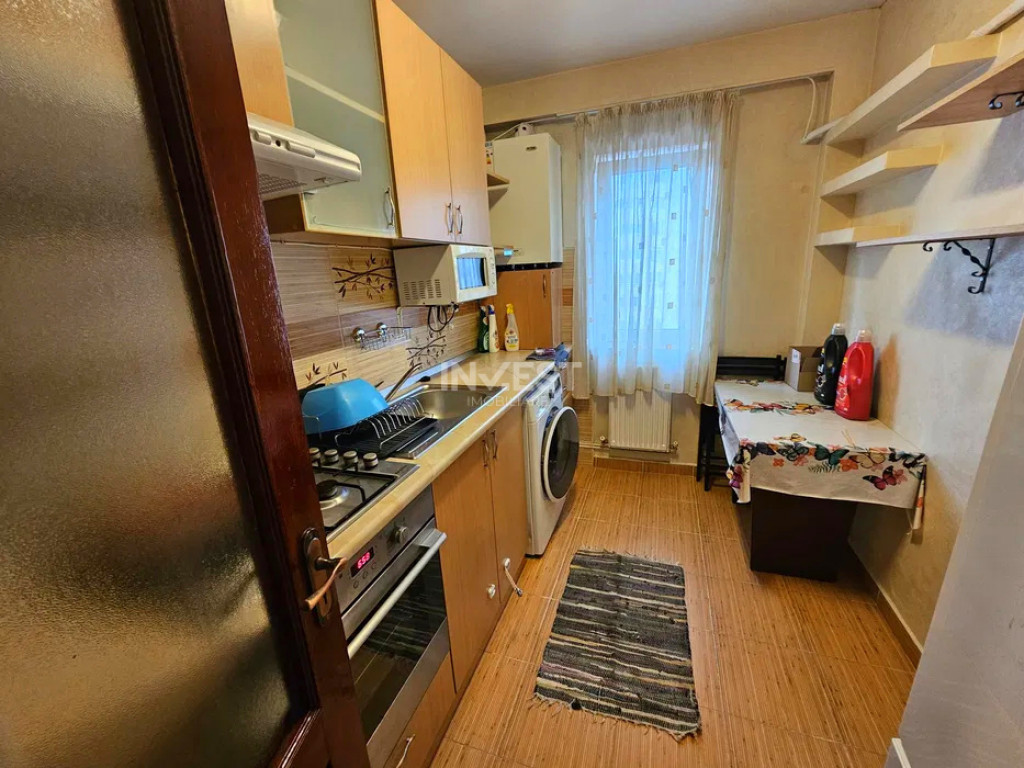 Apartament 2 camere, 49.30 mp, zona Podu Ros