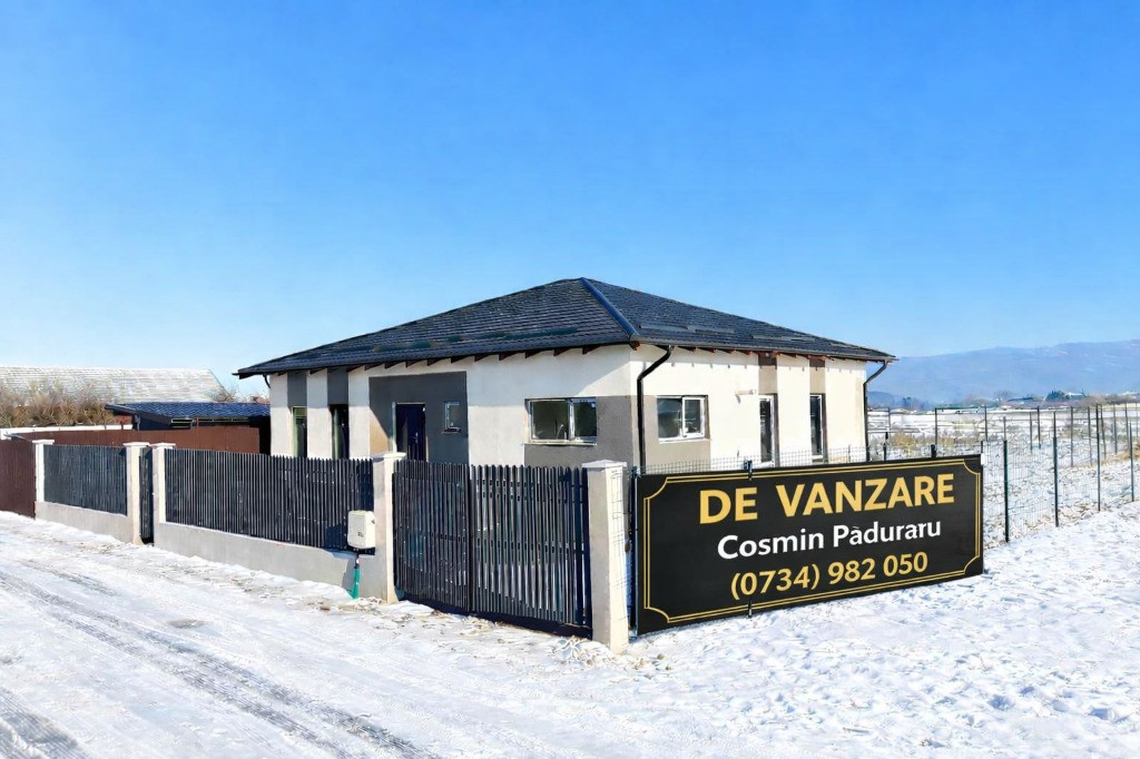 Casa noua, individuala, Tarlungeni - Carpinis! Confort si liniste!