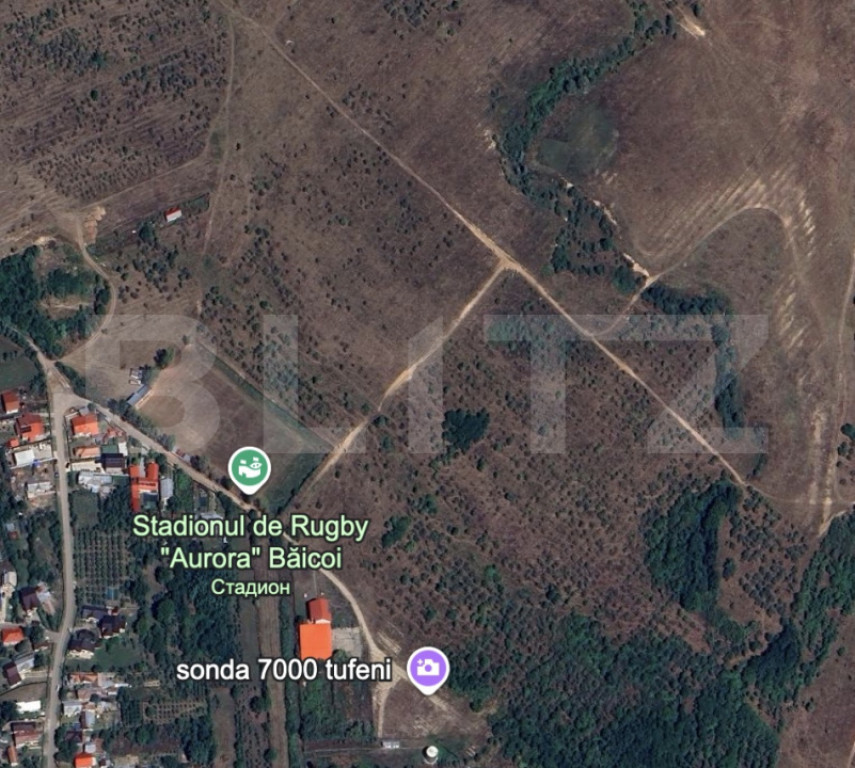 Teren, intravilan Baicoi, Tufeni.