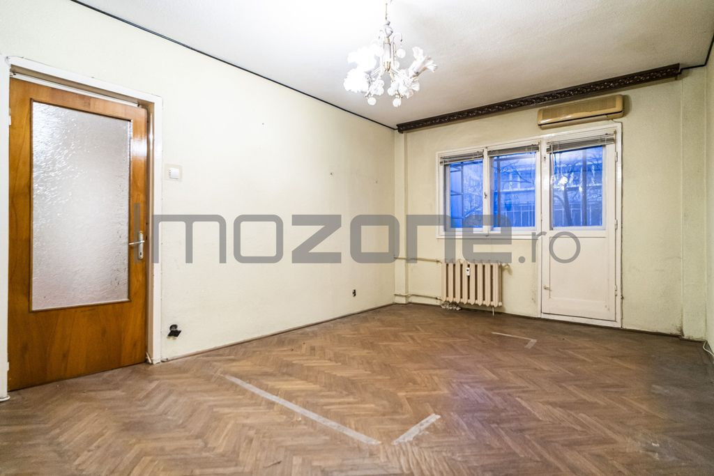 1 Mai nr. 29, 3 camere, 4/10, bloc stradal, c-tie 1980, b...