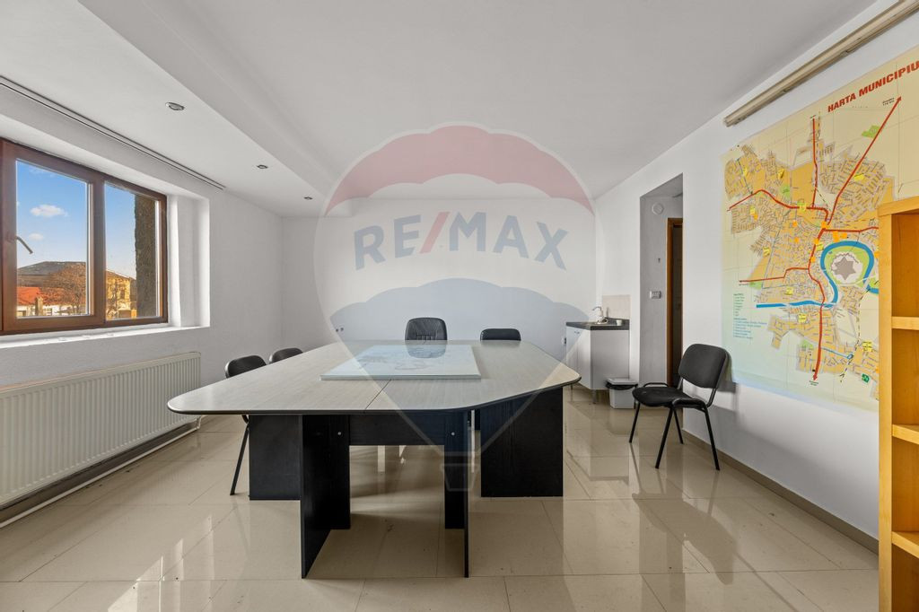 Spațiu birouri de închiriat DESTINAȚII MULTIPLE – zo...