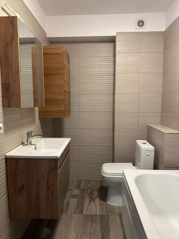 3 Camere - Metalurgiei - Sector 4