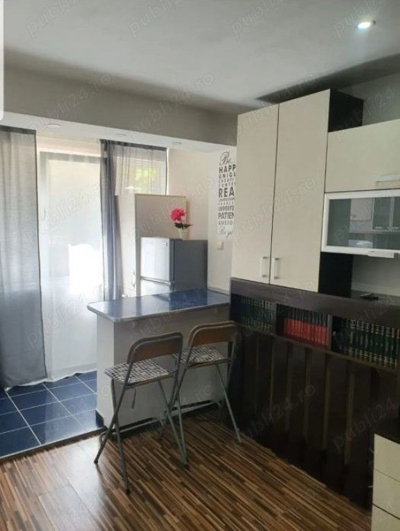 Garsoniera de vanzare - Titan - sector 3