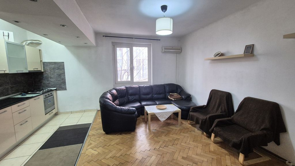 Apartament cu 2 camere 54,80 mp + 8,30 mp boxa - Gradina ...