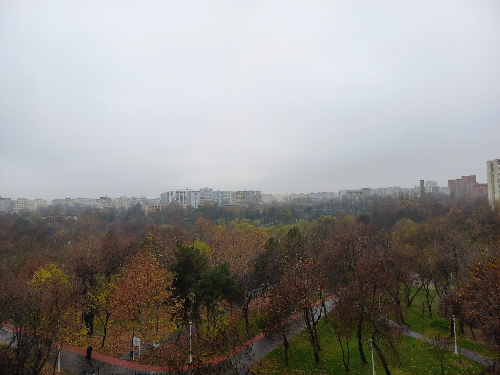 Apartament 3camere,decomandat,cf.1,vedere parc Morarilor metrou 10min.