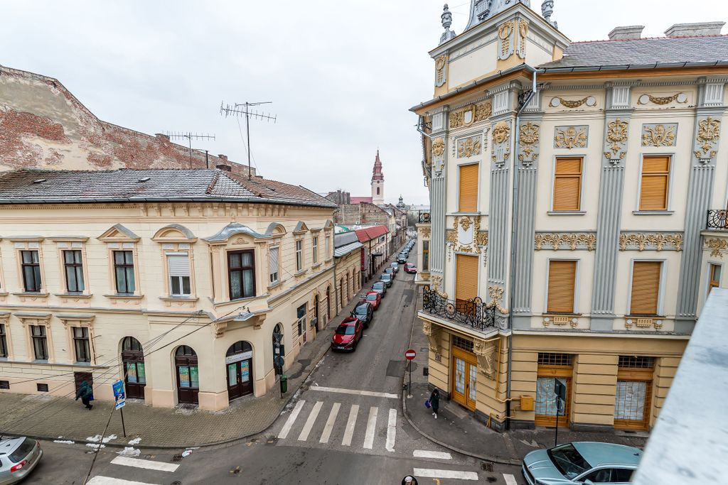 Apartament in bloc nou la INTIM, etaj 2 cu loc de parcare...