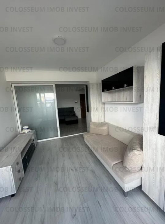 Apartament 3 camere, decomandat - zona Triaj