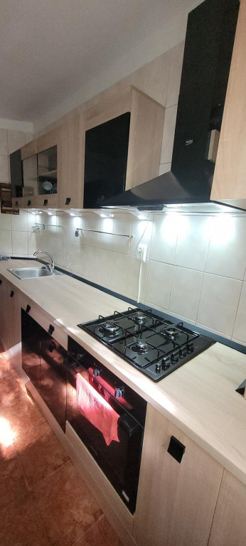 Brancoveanu luica parter stradal cu parcare