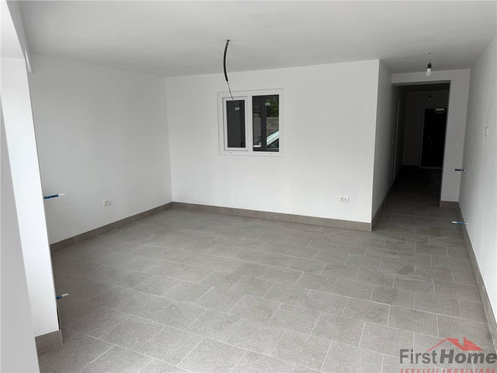 Spațiu comercial de 100mp Trotus