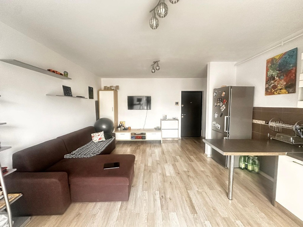 Apartament 2 camere -bloc nou-zona Platinia-Centru