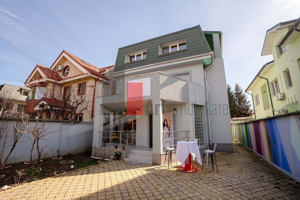 Afacere de inchiriat (spatiu comercial) in zona Bucuresti...