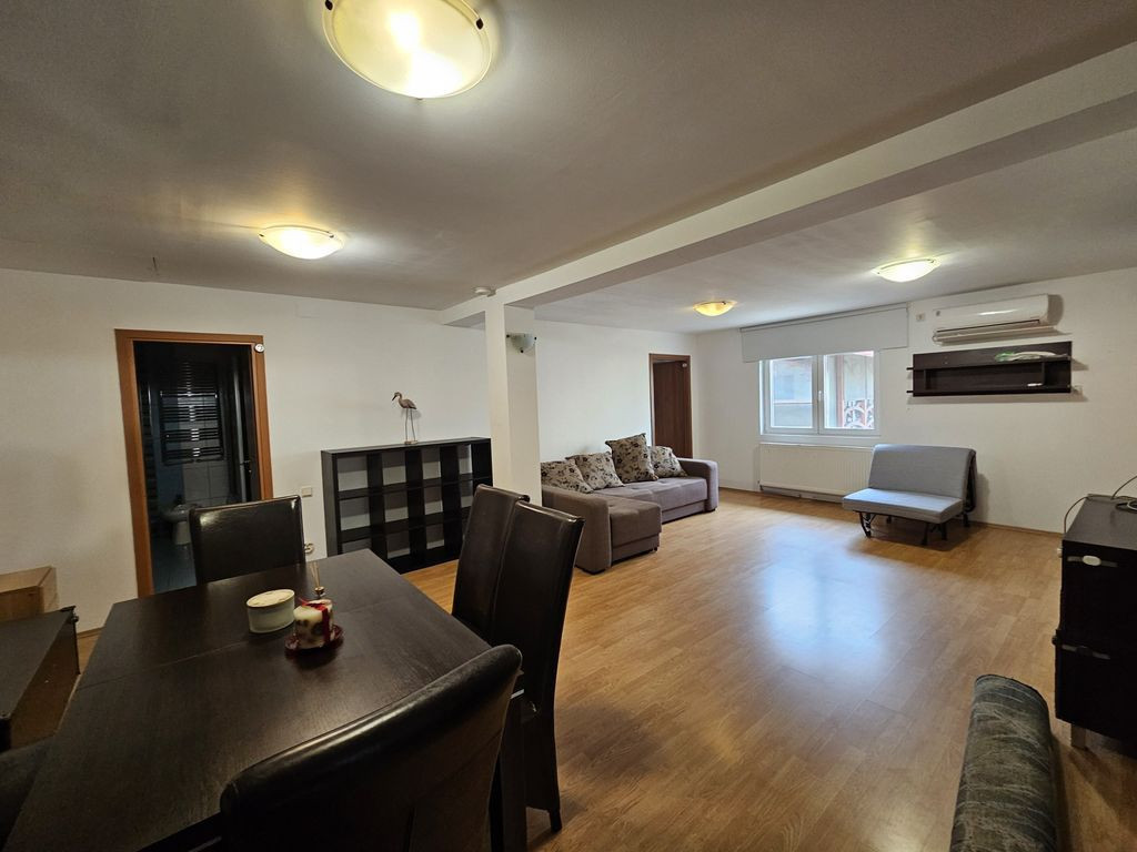 Casa 4 camere - curte 400mp Sector 4 - Luica -Giurgiului ...