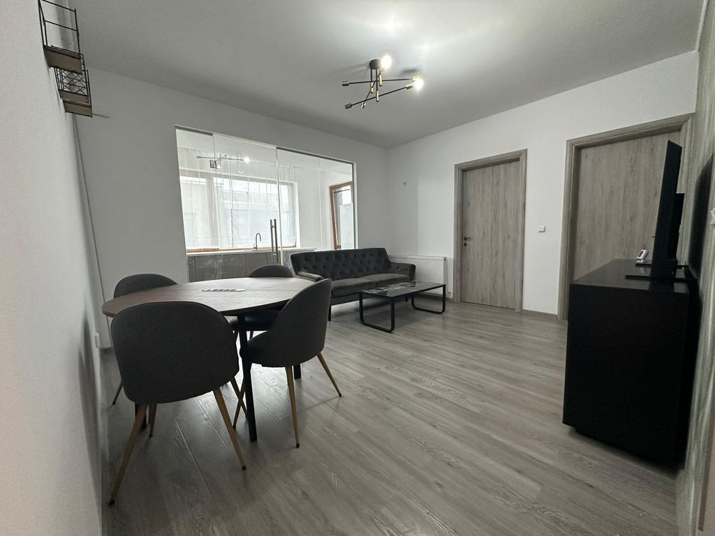 3 Camere - Metalurgiei - Sector 4