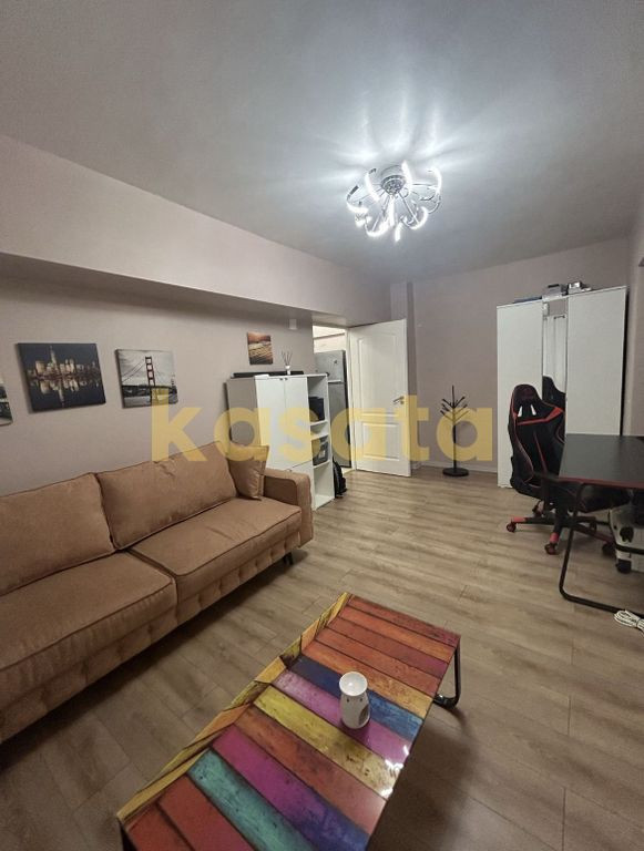 Garsonieră | Parter | Drumul Taberei | Metrou Valea Ialo...